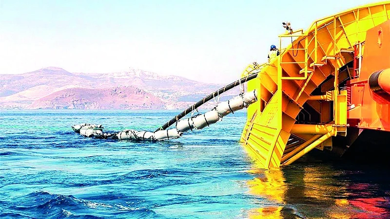 MSB’den uyarı: Denizaltı kablosu için Türkiye’yle koordinasyon şart